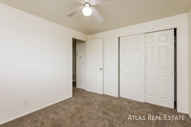 Foto del edificio - 3653 S 200 E