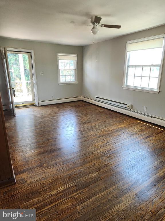 Foto del edificio - 6 S Main St