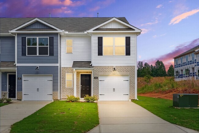 Building Photo - ***New Construction 3bd/2.5ba Townhome***