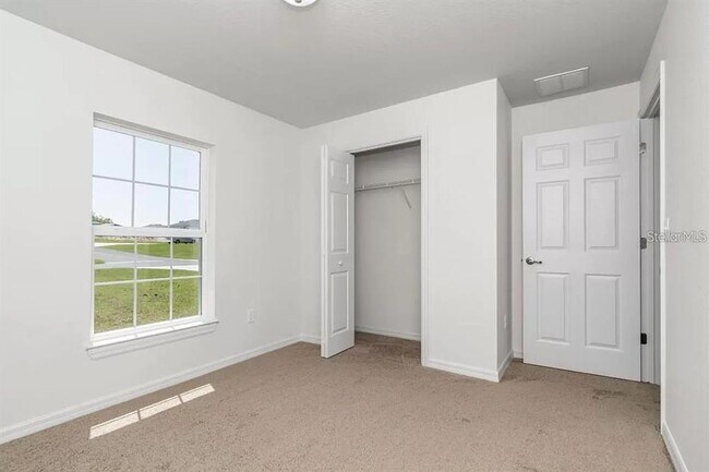 Building Photo - 345 Marion Oaks Golf Rd