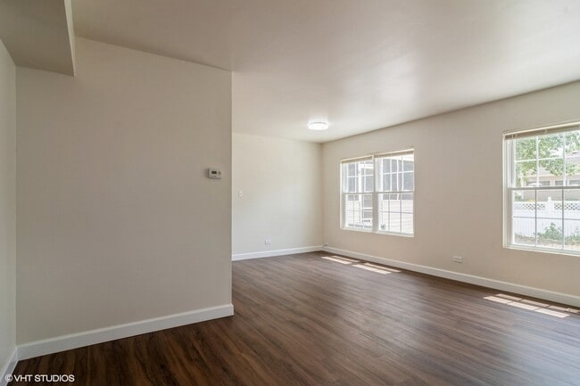 Building Photo - 1939 Appaloosa Dr