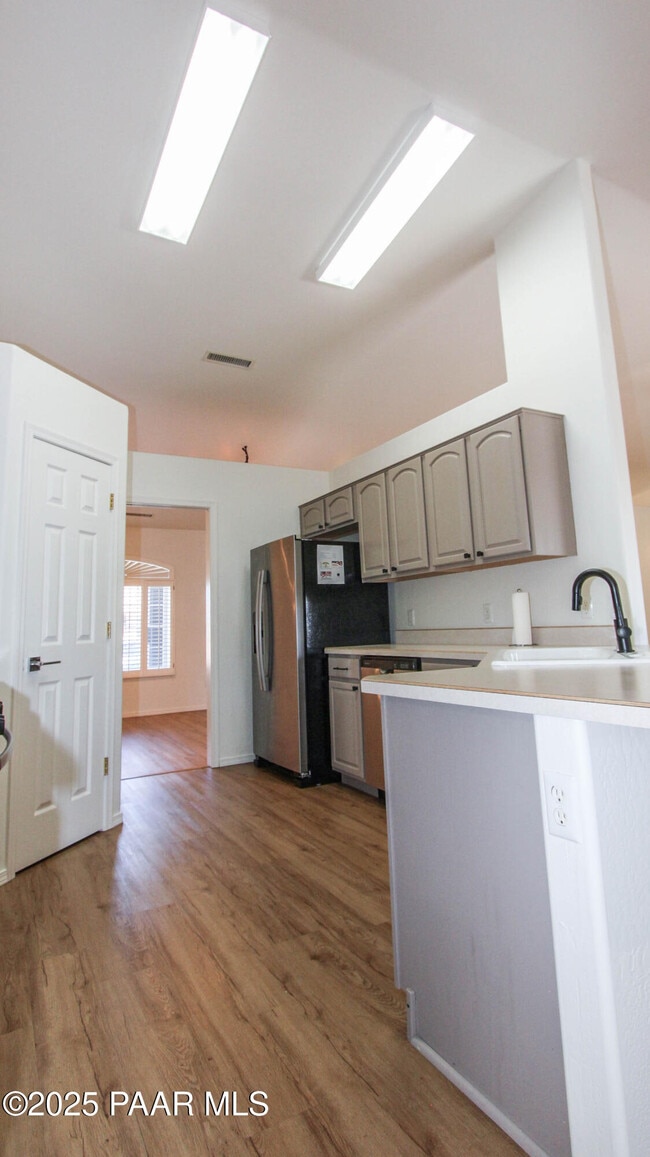 Building Photo - 7454 Granite View