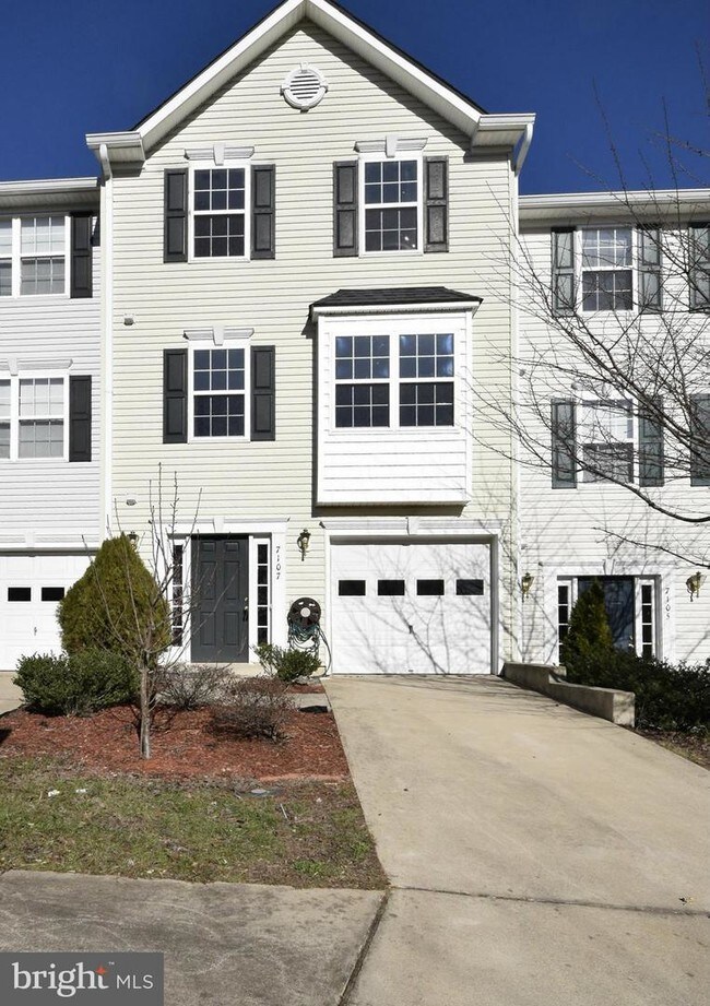 7107 Wytheville Cir, Fredericksburg, VA 22407 Townhome Rentals in