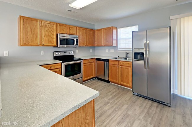 Building Photo - 2147 Mallard Pointe Dr