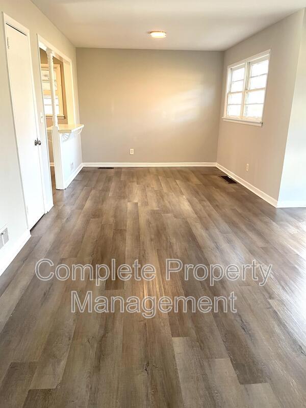 Building Photo - 441 Orchid Rd