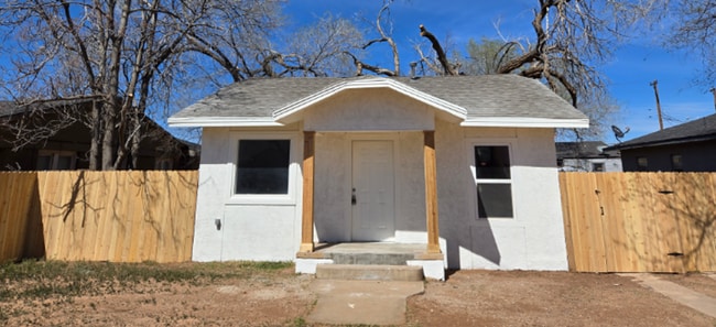 Building Photo - 2122 20th St