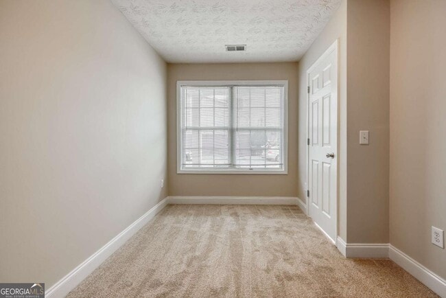 Building Photo - 453 Tara Commons Cir