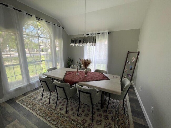 Foto del edificio - 3023 Bent Tree Loop