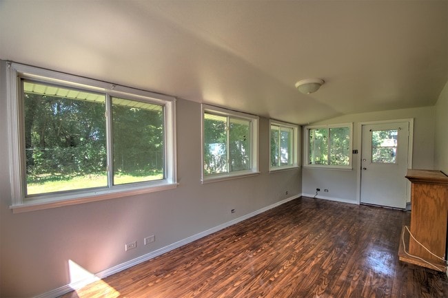 Building Photo - 3740 W 48th Pl