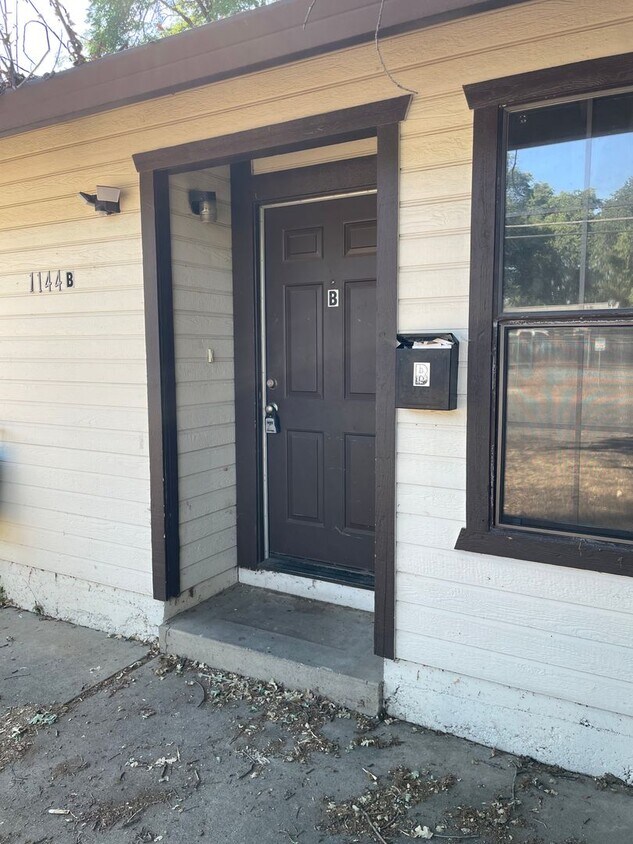 Primary Photo - 1144 Chestnut St