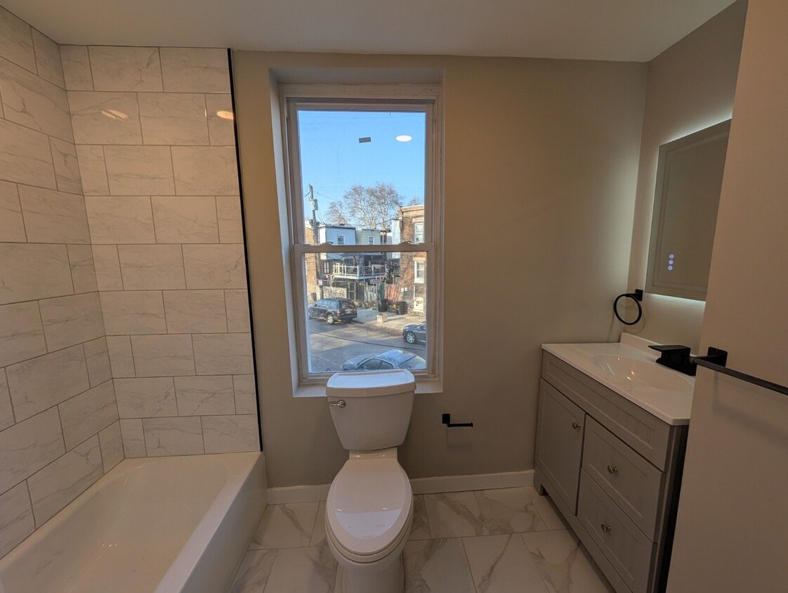 Photo - 4250 Lancaster Ave (Philadelphia, PA)