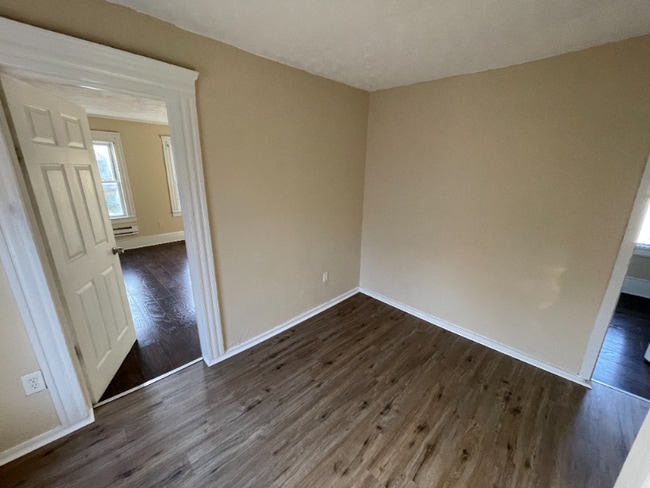 Building Photo - 119 E 32nd St