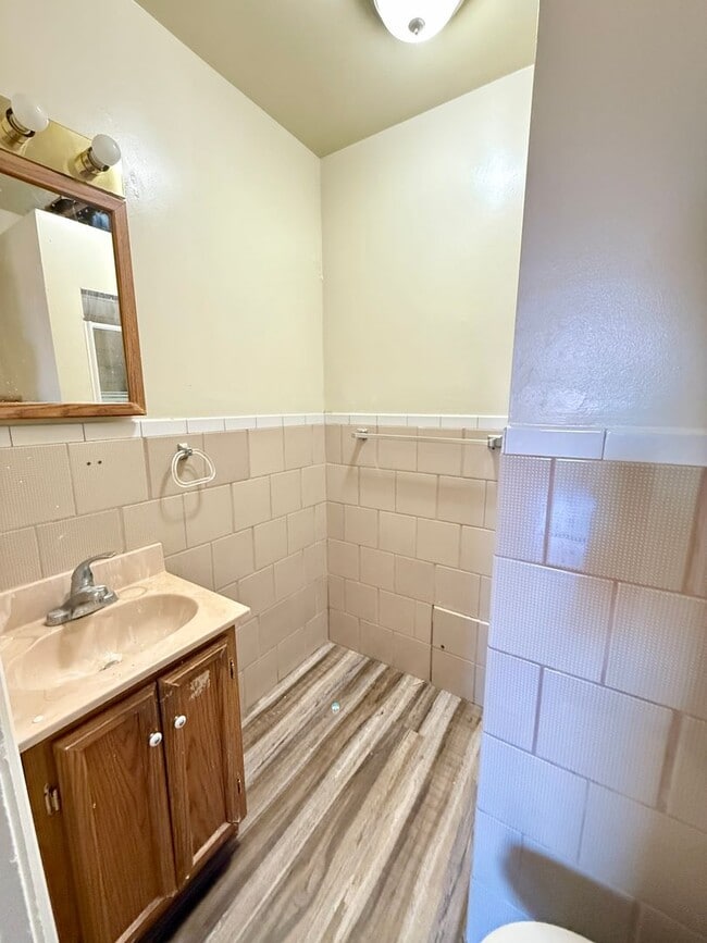 Building Photo - 2131 Maryland Ave