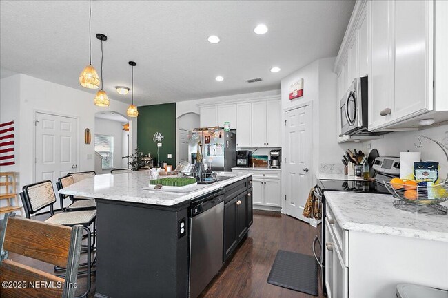 Building Photo - 15391 Turkoman Cir