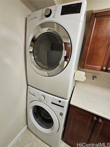 Building Photo - 2029 Nuuanu Ave