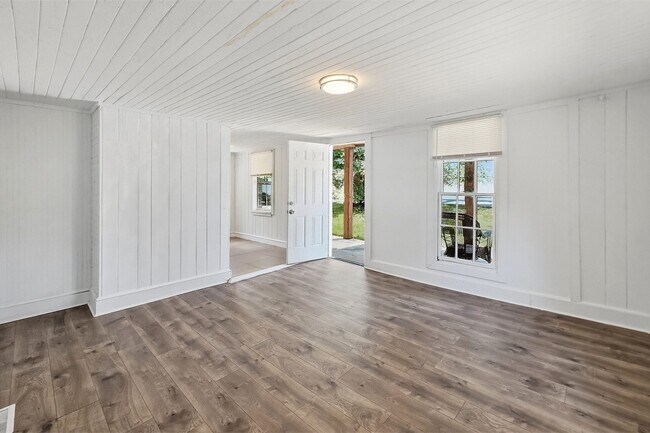 Foto del edificio - 1547 Joyner Ave SE