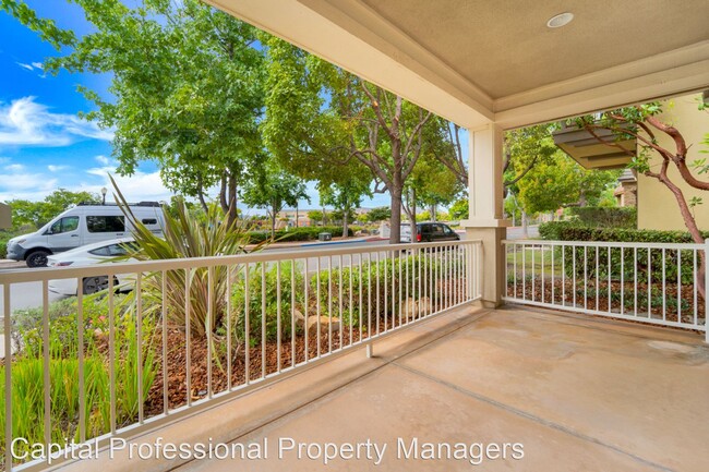 Building Photo - 3 br, 2.5 bath House - 15865 Paseo Montenero