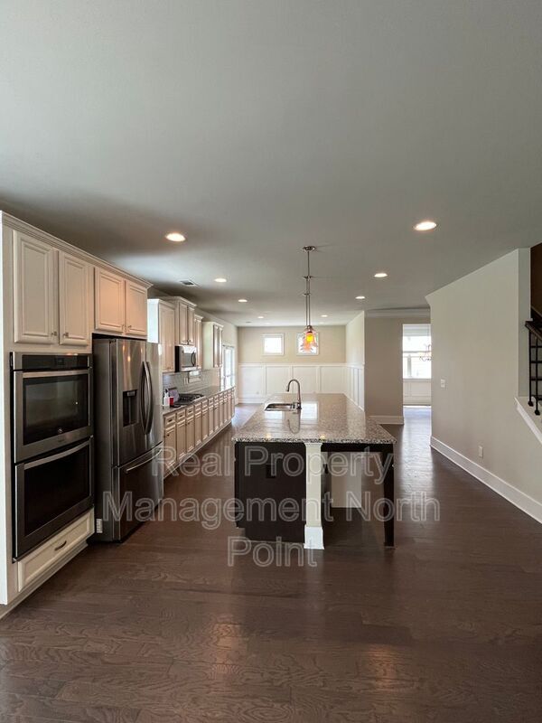 Building Photo - 184 Gray Trl