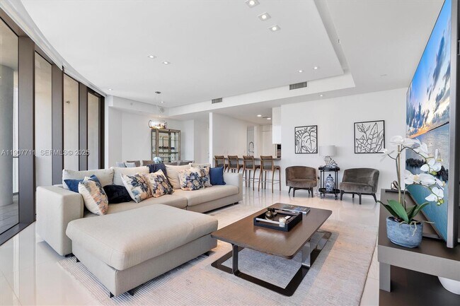 Foto del edificio - 17475 Collins Ave