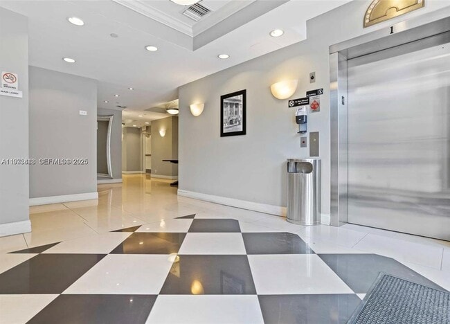 Building Photo - 111 E Flagler St