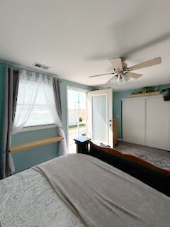 puerta del balcón - 3457 N Kedzie Ave