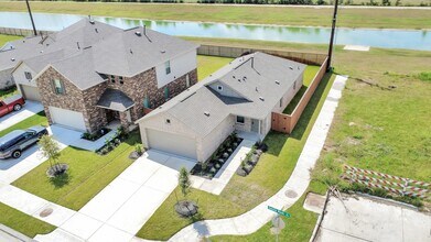 Building Photo - 1022 Gentle Nook Dr