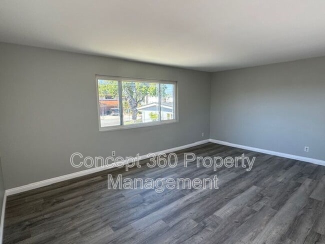 Foto del edificio - 23027 ARLINGTON Ave