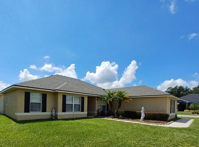 Building Photo - 505 Buckshot Ln