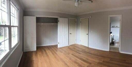Building Photo - 495 W Buena Vista Ave