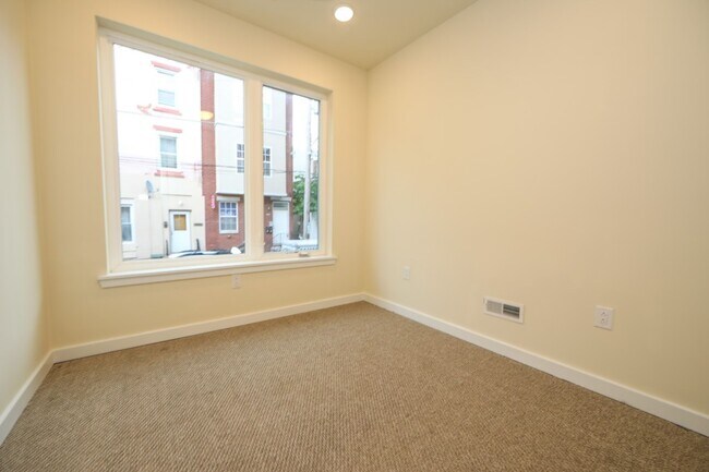 Photo - 1802 N Bouvier St Apartment