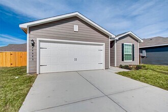 Building Photo - 28065 Irving Dr