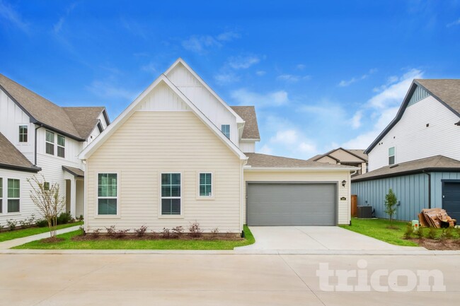 Building Photo - 9835 Willow Creek Commerce Dr