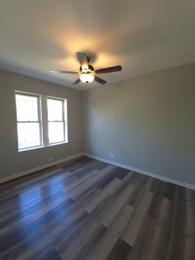 Foto del edificio - Two Bedroom Unit