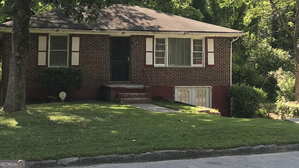 Primary Photo - 232 Anderson Ave NW