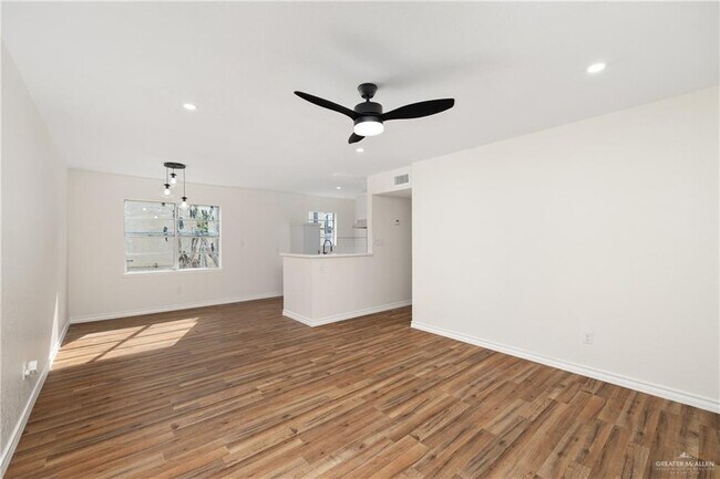 Building Photo - 12 N 23rd St