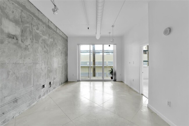 Foto del edificio - 2001 Biscayne Blvd