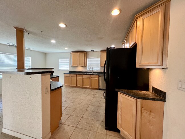 Foto del edificio - 5019 N Ridge St