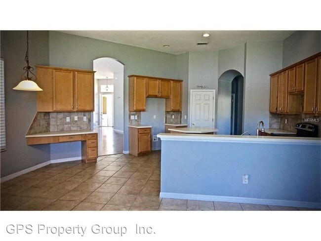 Foto del edificio - 5 br, 3 bath House - 4931 Fells Cove Avenue