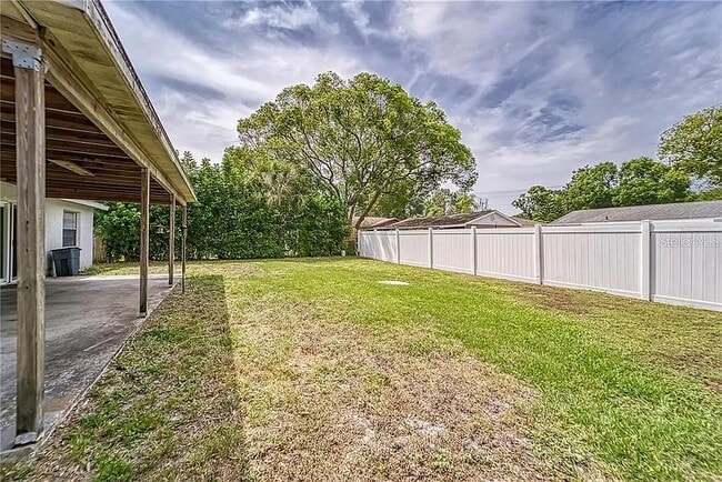 Building Photo - 600 6th Ave SE