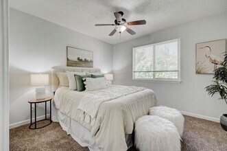 Interior Photo - BG - SUMMIT VIEW APARTMENTS