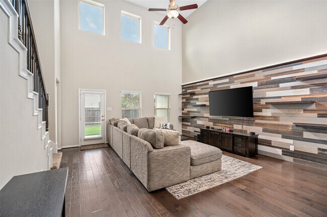 Foto del edificio - 15323 Westland Gate Dr