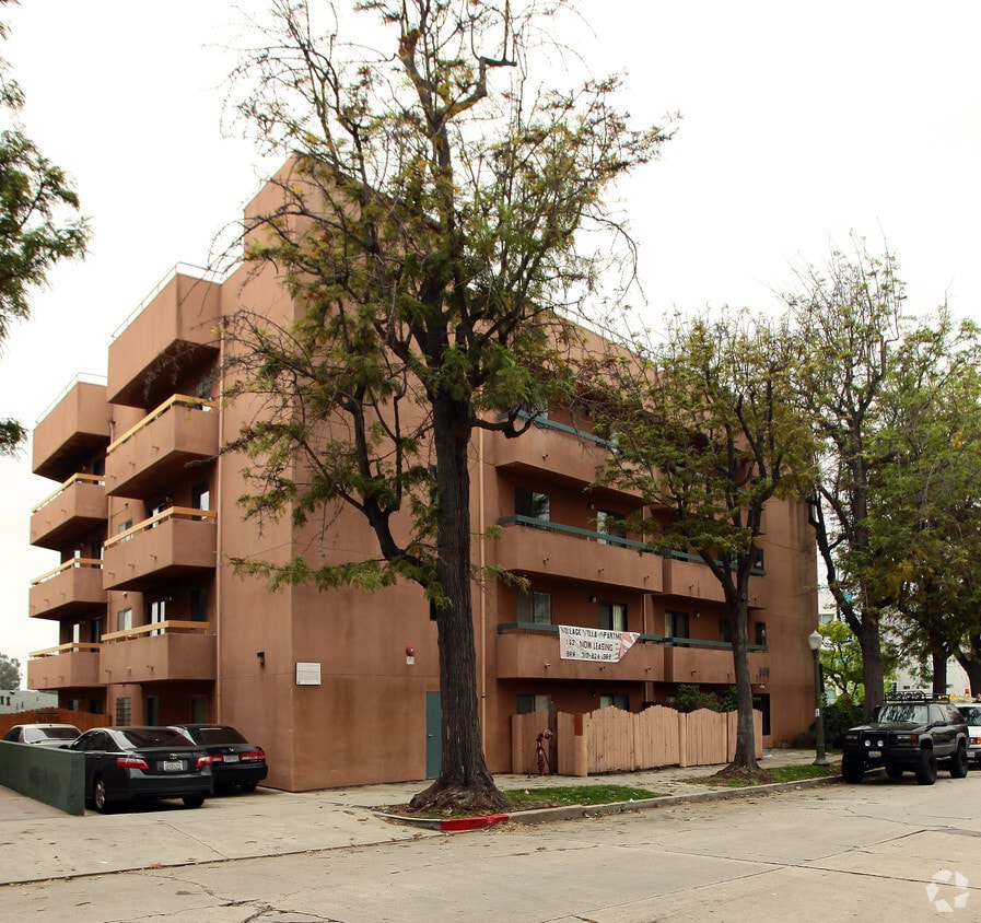Foto del edificio - Village Villa Apartments