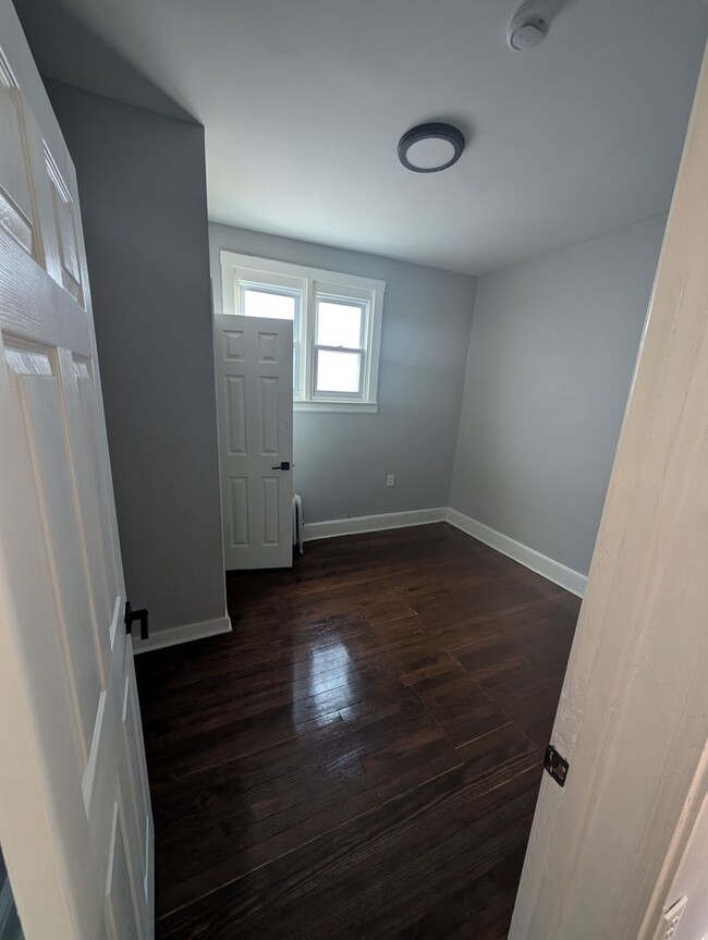 Photo - 160 S 12th St Apartment