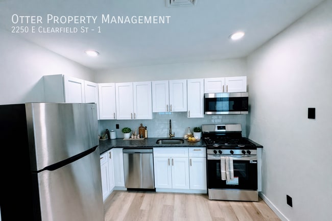 Photo - 2250 E Clearfield St Apartment