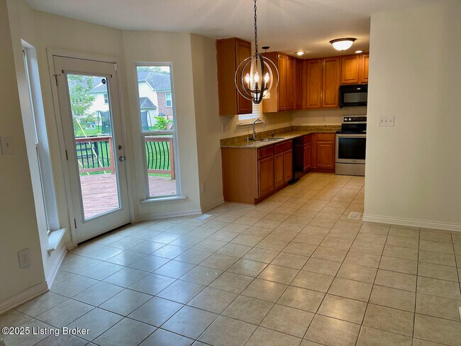 Building Photo - 13404 Cain Ln