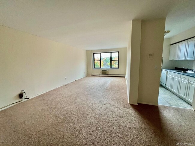 Building Photo - 77 Carpenter Ave