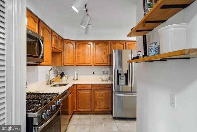 Foto del edificio - 4503 Fillingame Dr