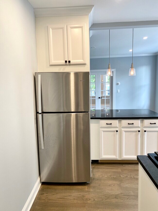 Foto del edificio - 352 Ward Ave