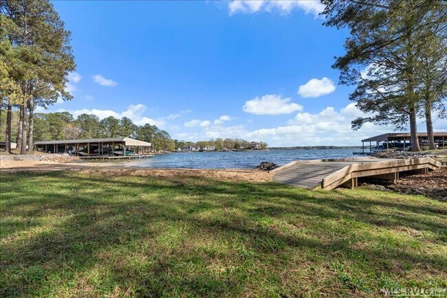Foto del edificio - 164 Sandy Cove Dr