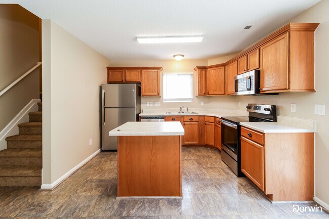 Building Photo - 9 Loxwood Ct